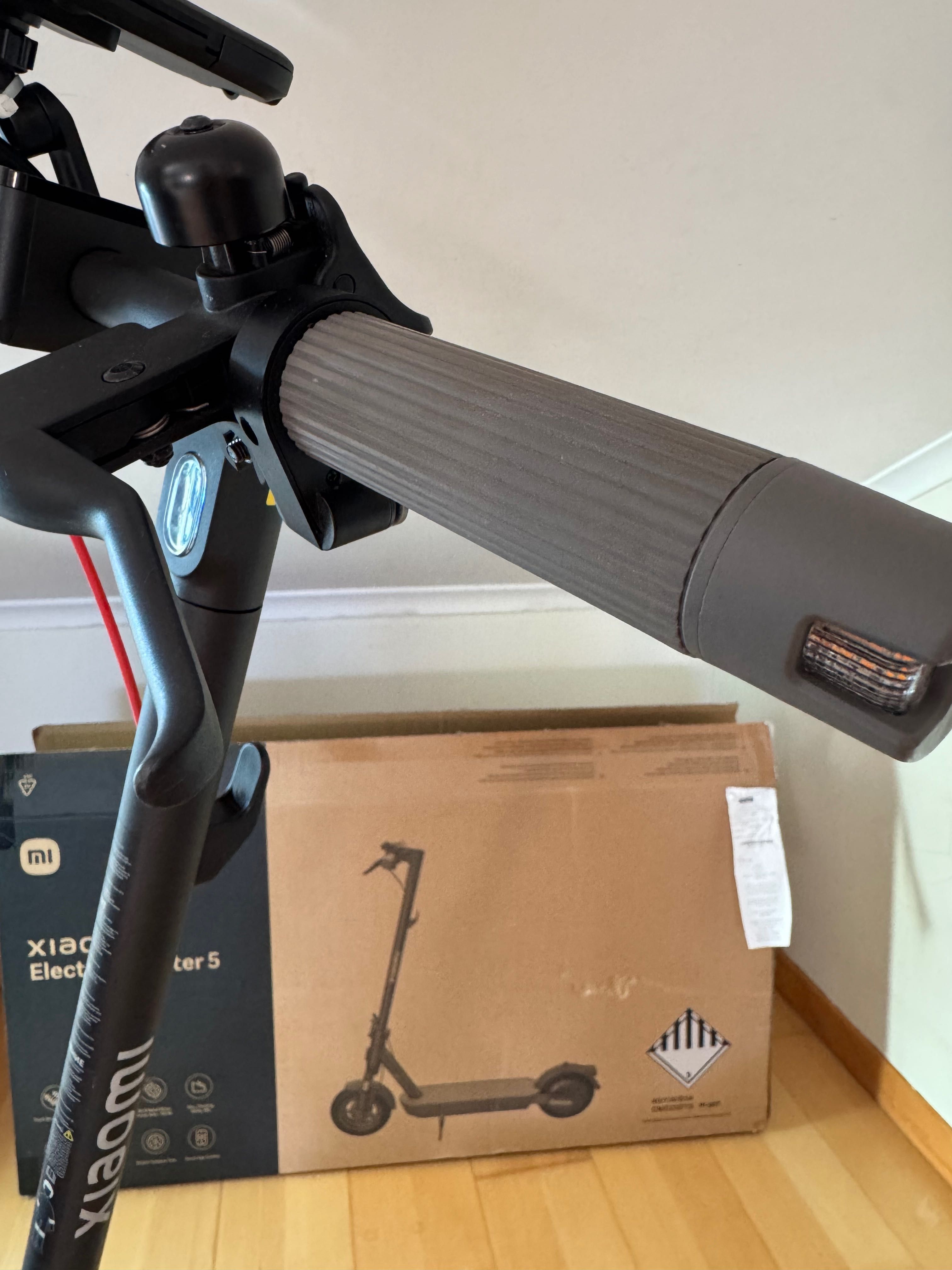 Trotinete Xiaomi Electric Scooter 5 COMO NOVA