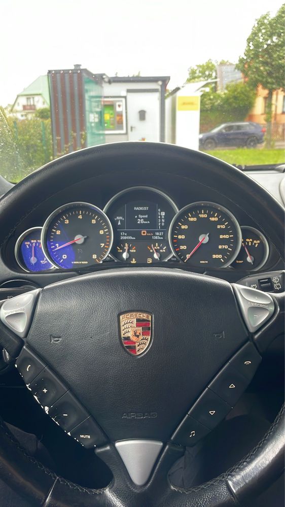 Porsche Cayenne Turbo 4.5 V8 450KM 4x4  Hak Zamiana Raport CarVertical
