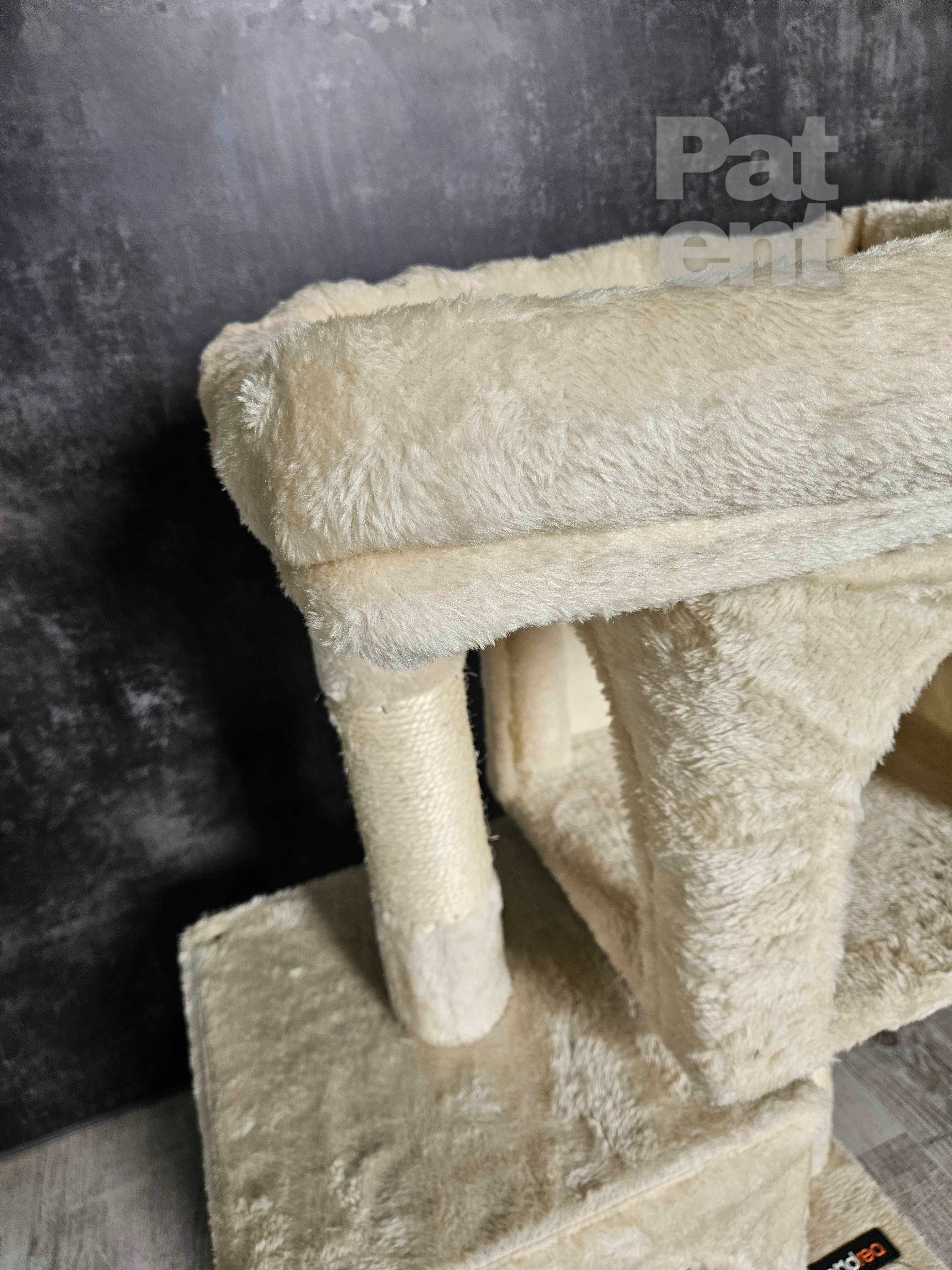 Drapak dla kota kompaktowy 67 cm beżowy domek słupek legowisko