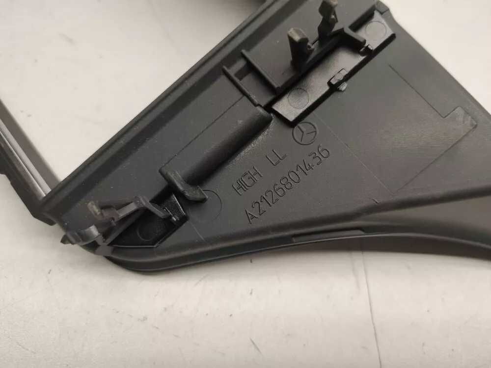 Moldura do display Mercedes E W212