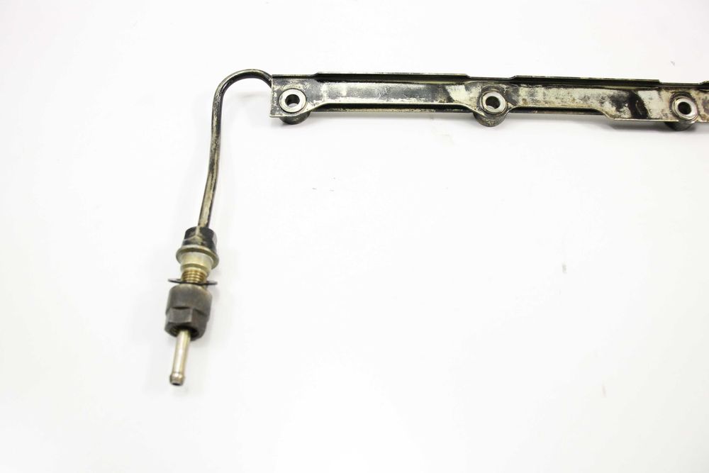 nissan almera n16 2.2 di przewód powrotu paliwa wtrysków rurka