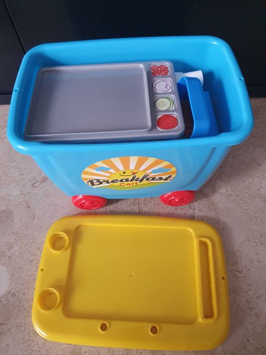 Carrinho de comidas para brincar com plasticina