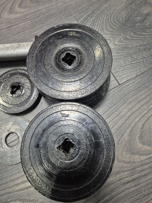 Гантелі наборні обрезинені.