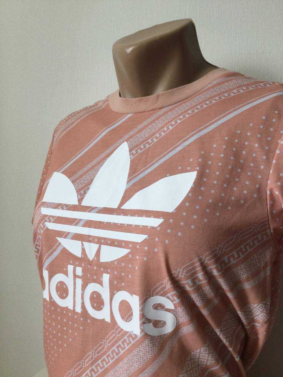 Футболка жіноча Adidas кофта лонгслив реглан юбка шорти свитшот