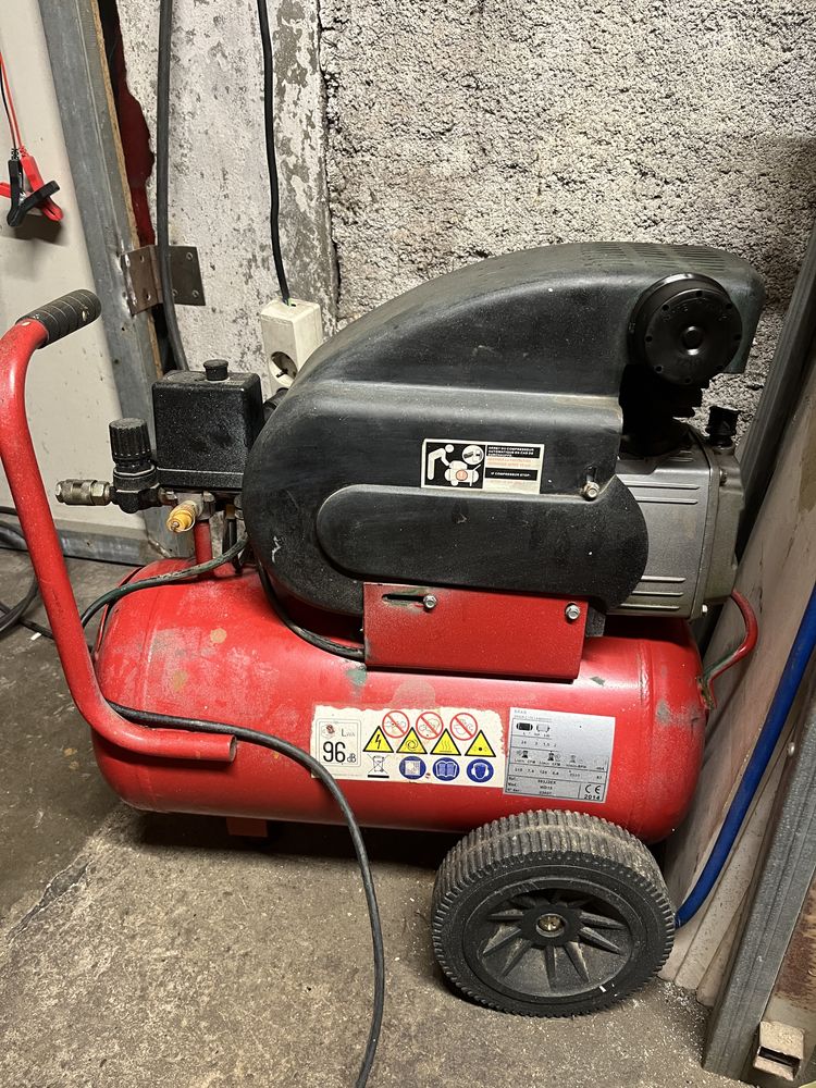 Compressor de Ar Difair 593J2EXu - 2CV | 24 Litros