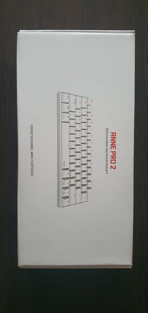 Klawiatura Mechaniczna Anne Pro 2 RGB BT 60% -  White Switch Kailh Box