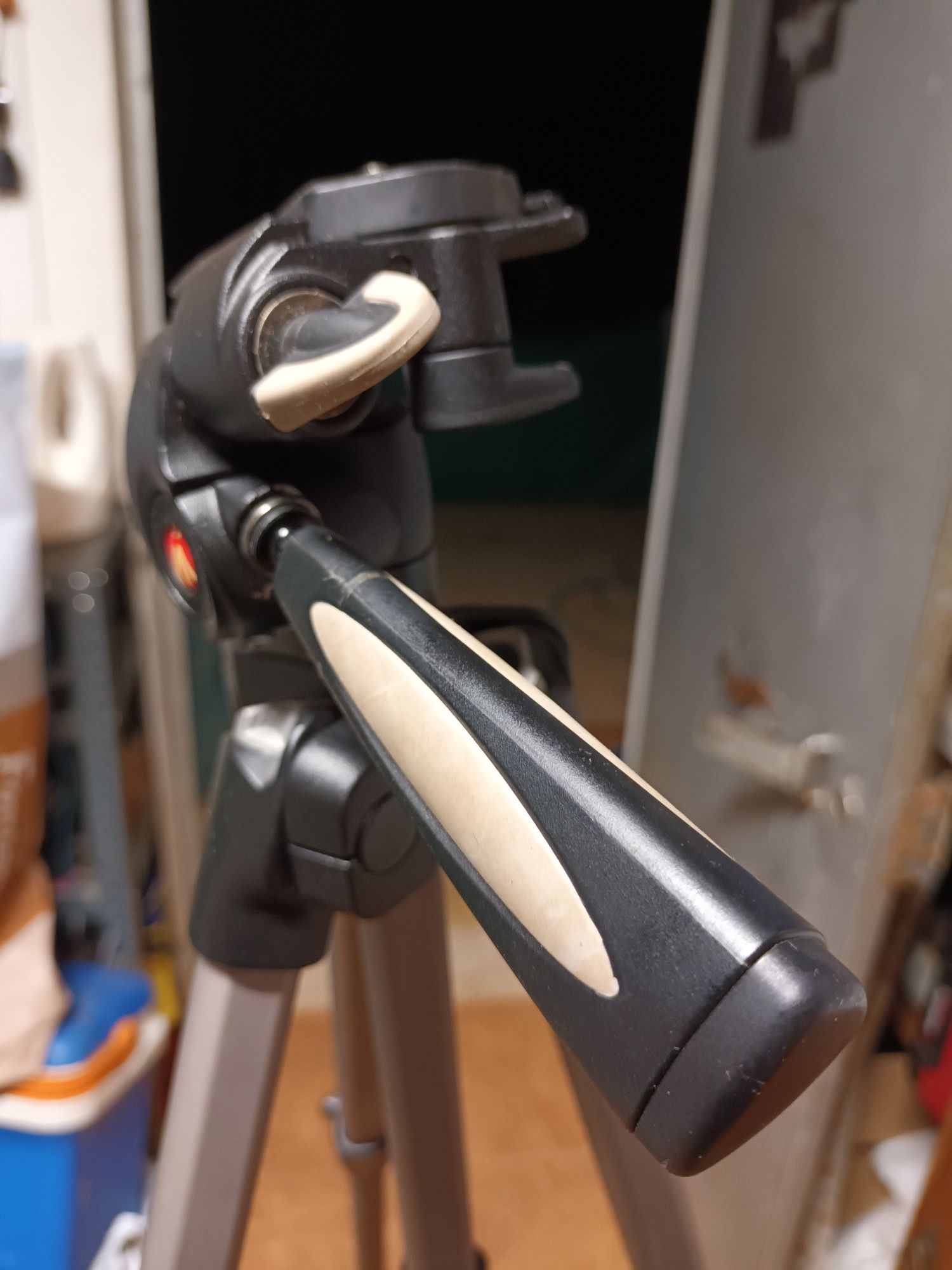 Tripé Manfrotto MK393-H