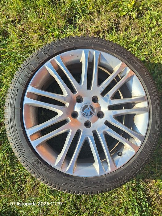 Sprzedam 
Krisalp HP3
225/40R18