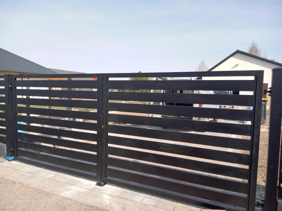 Nowoczesne ogrodzenie palisadowe różne wzory