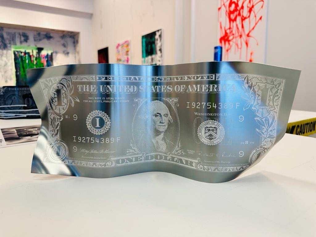 Obra de Arte de Karl Lagasse - One Dollar (Silver)