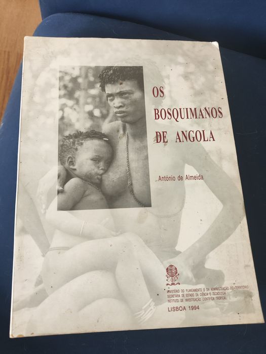 Livro Os Bosquimanos de Angola António de Almeida