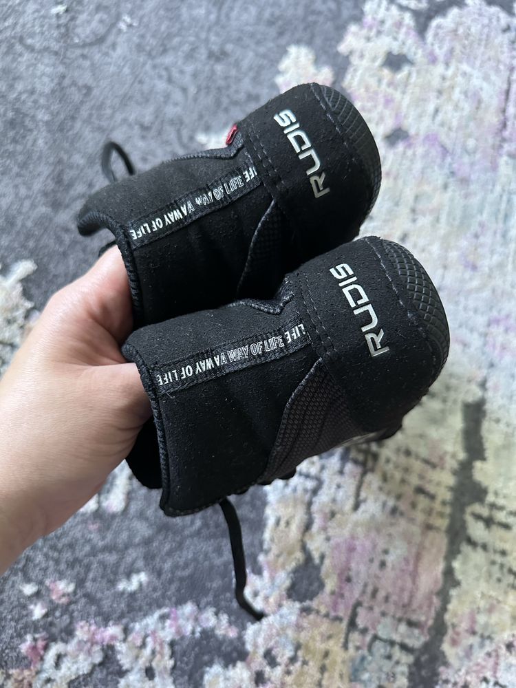 Дитячі борцівки Рудіс. Rudis робцввки.Us 4.EUR 35,5.Uk 3.Стелька 22 см