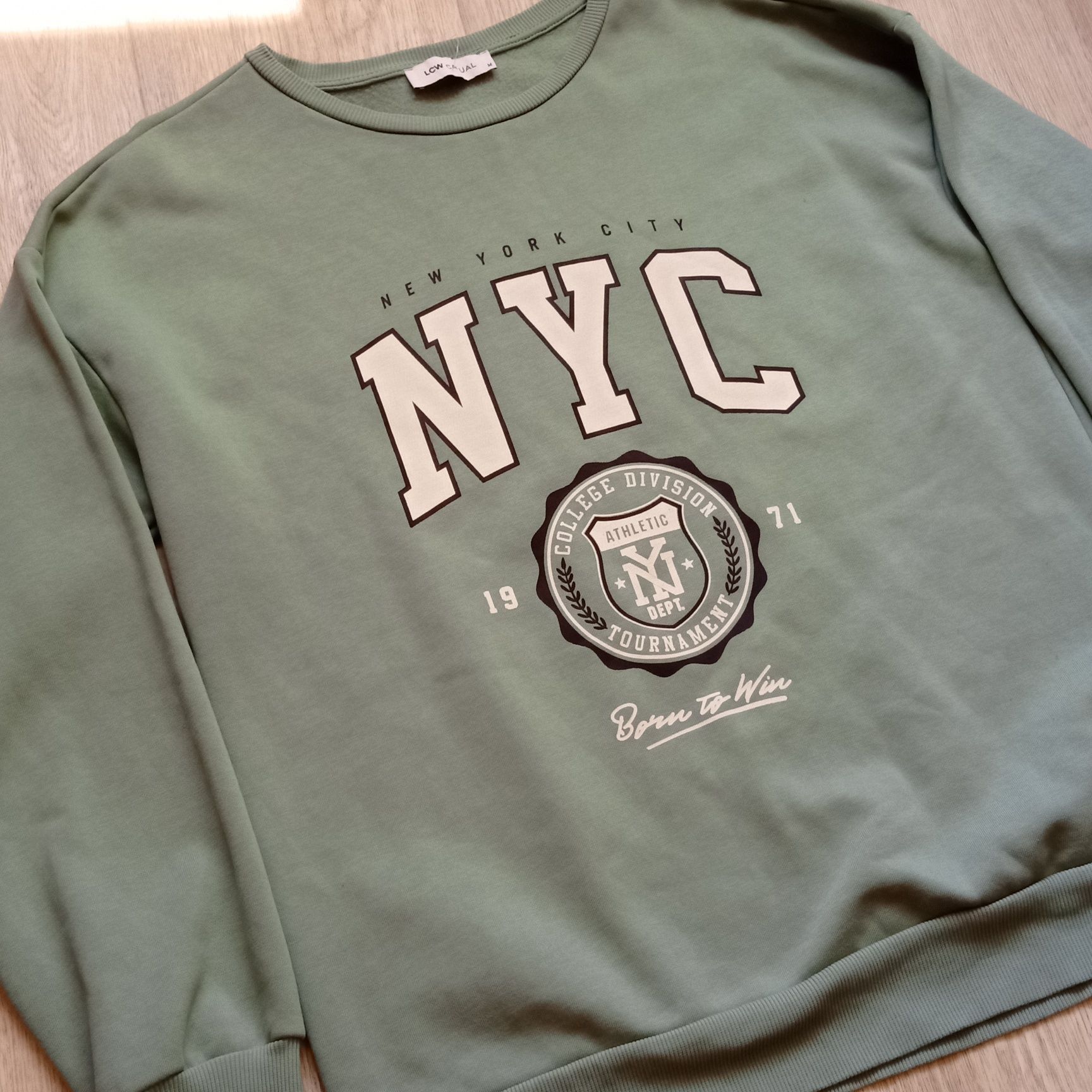 Світшот Nyc у хорошому стані