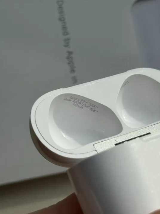 AirPods4  z  (ANC)
