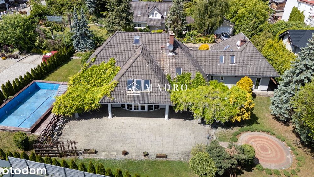 Warszewo | Duży dom z basenem na pięknej działce