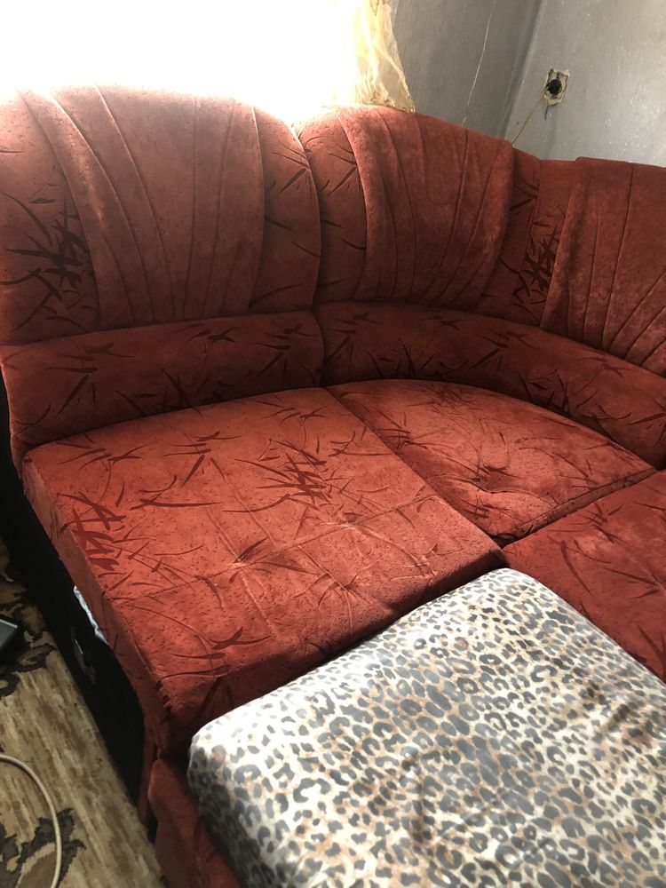 Продам угловий диван