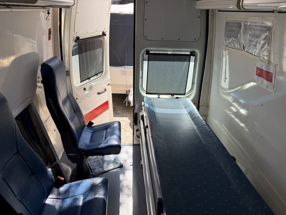 Ford transit 330