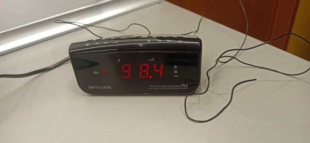 Radio budzik muse M-12 CR