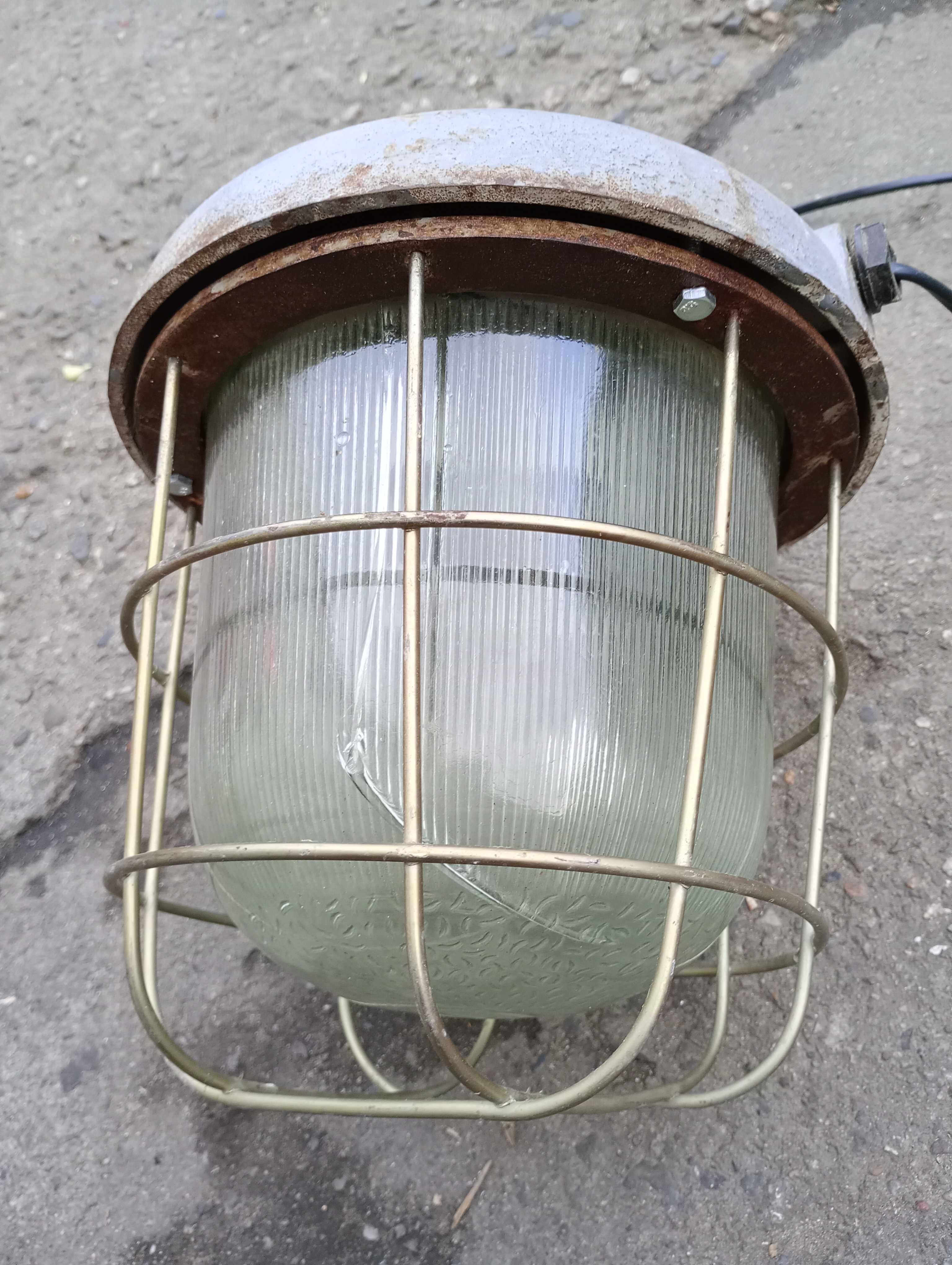 Lampa Industrialna Robocza Zakładowa Solidna