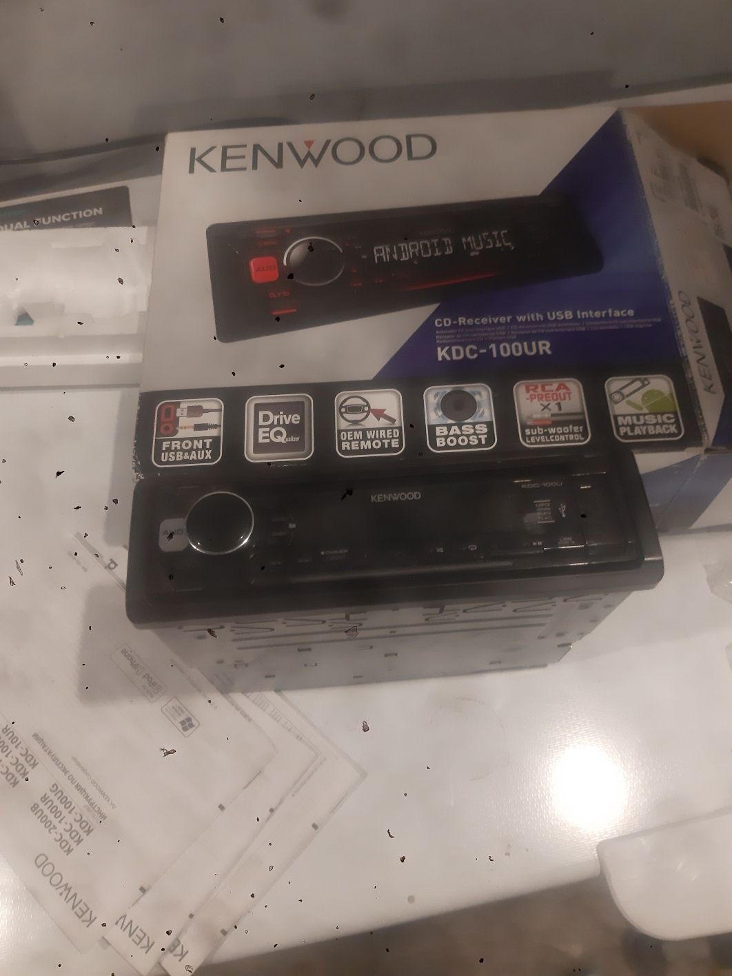 Kenwood KDC- 100UR