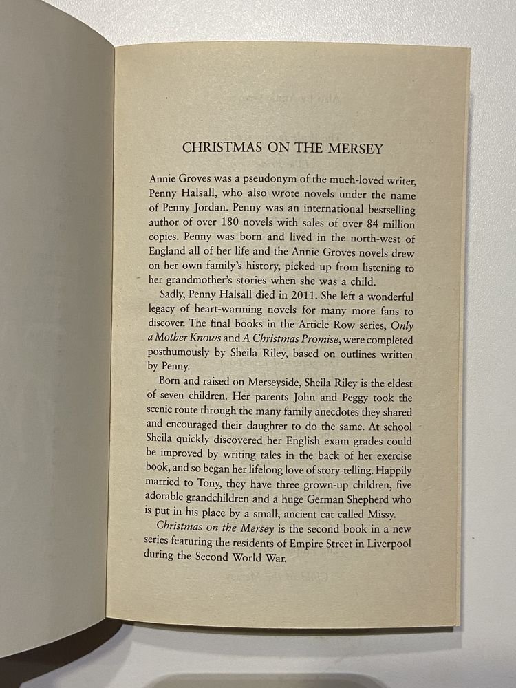 (EN) Annie Groves - Christmas on the Mersey