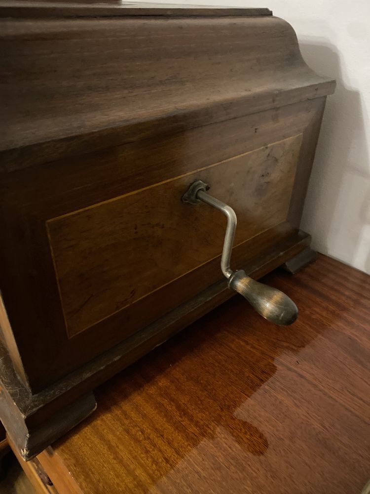 Gramofon patefon
