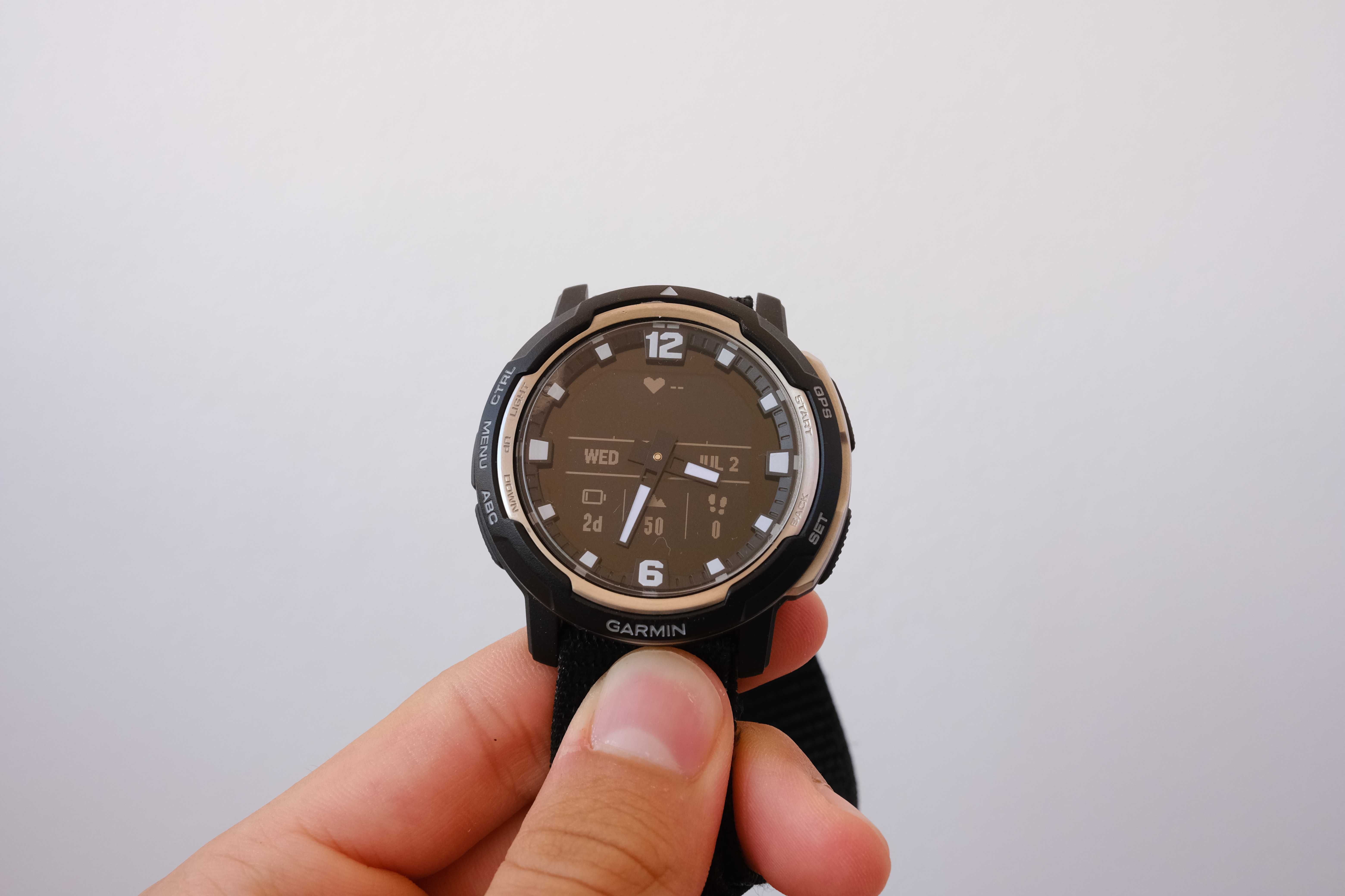 Garmin Instinct Crossover