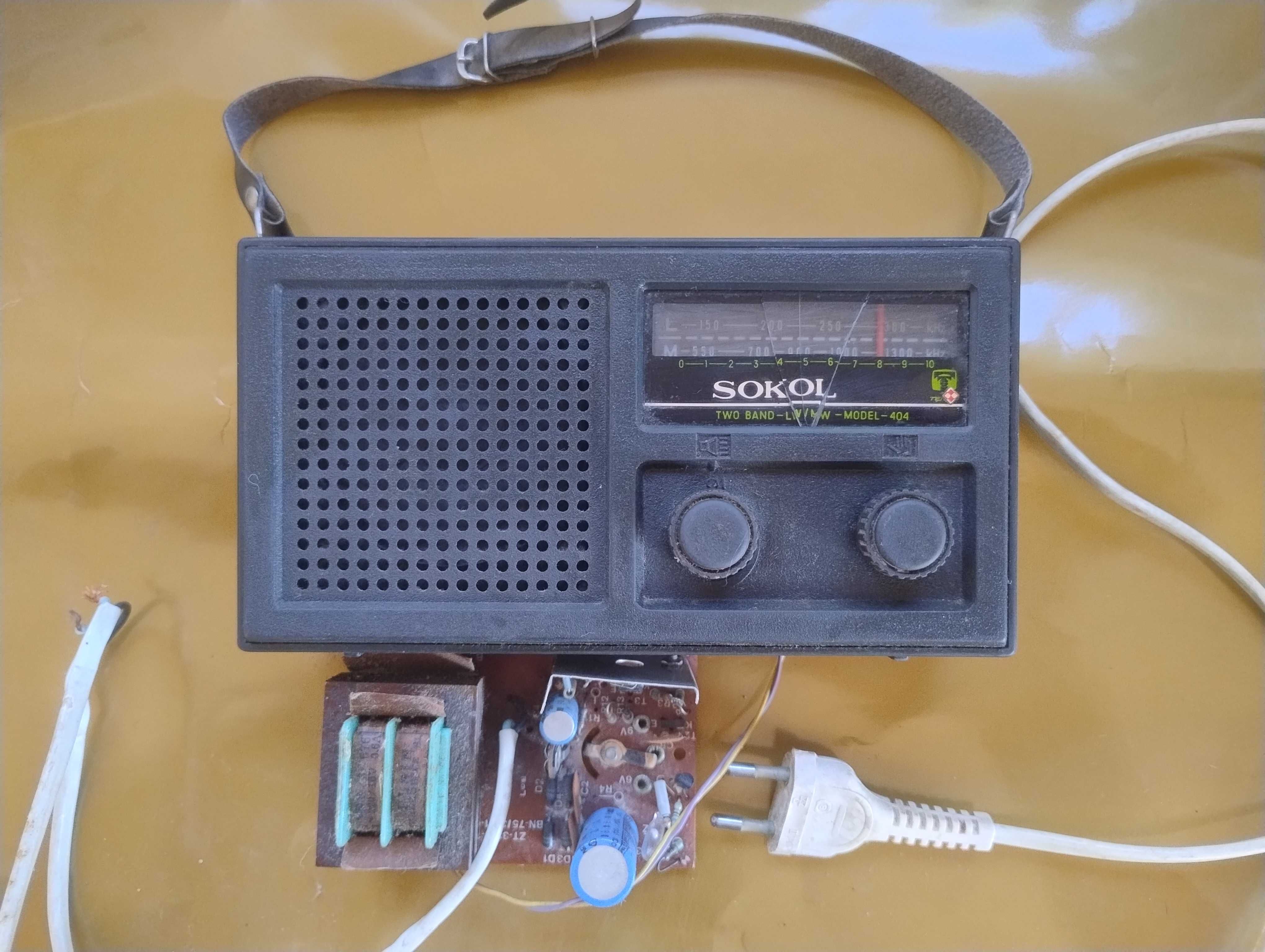 Radioodbiornik tranzystorowy SOKOL 404 LWP