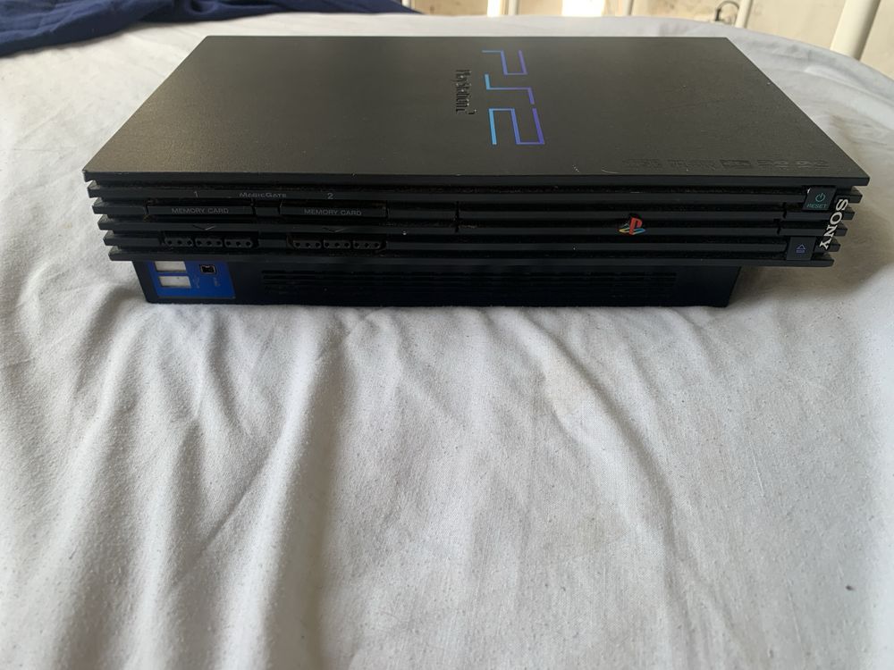 Ps2 fat pouco usada