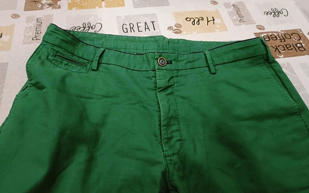 Calças verdes homem Massimo Dutti tamanho 50
