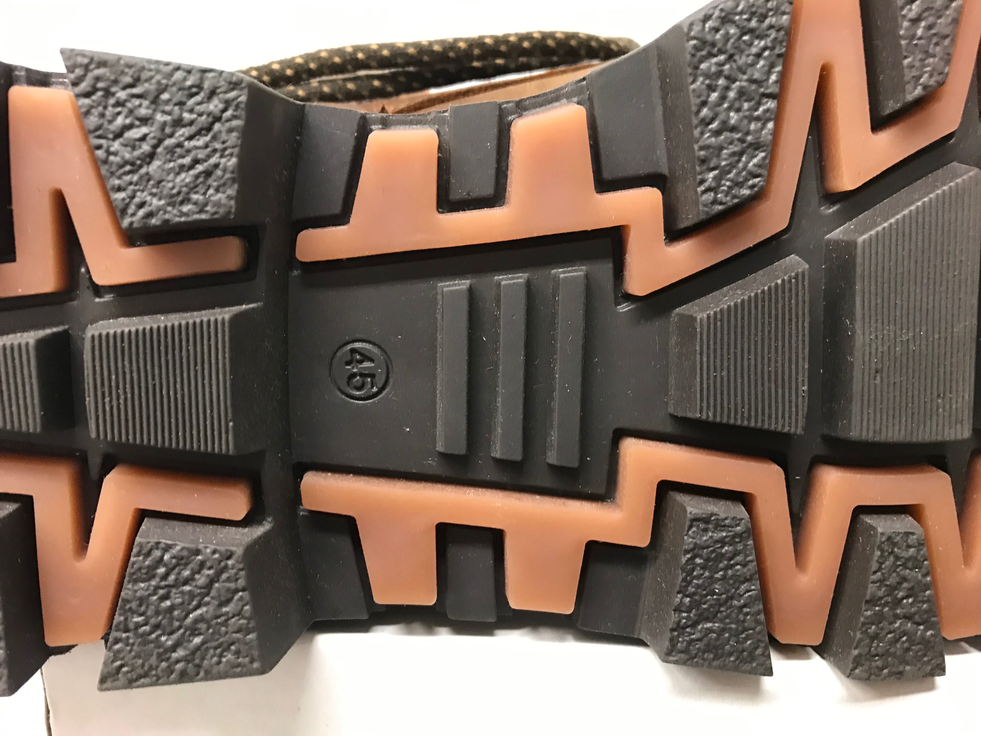 Buty zimowe AM Shoe Company, brązowe, rozmiar 45, skórzane, wyczesane