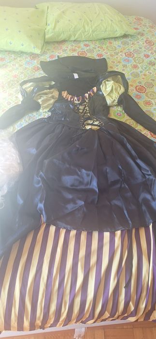 Fantasia dama betllejuice e peruca novo