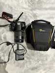 Canon 1300 D + lente 18-135mm + bolsa de oferta