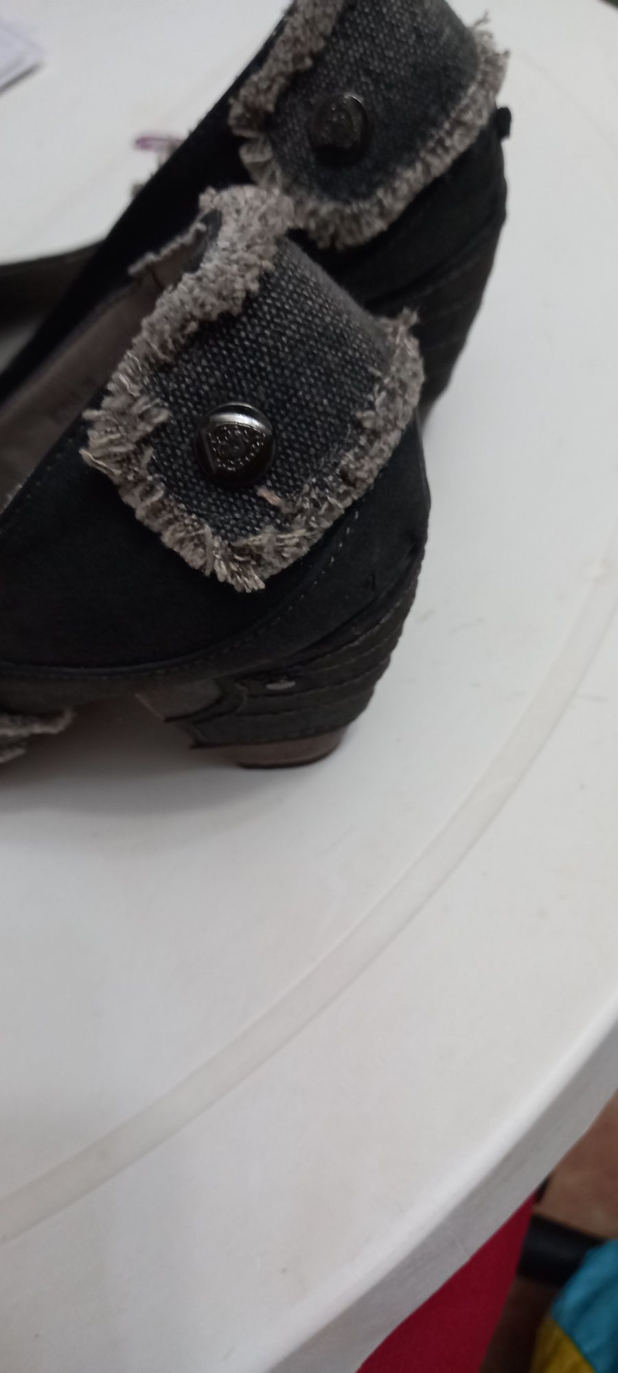 Sapato n 38 sem uso