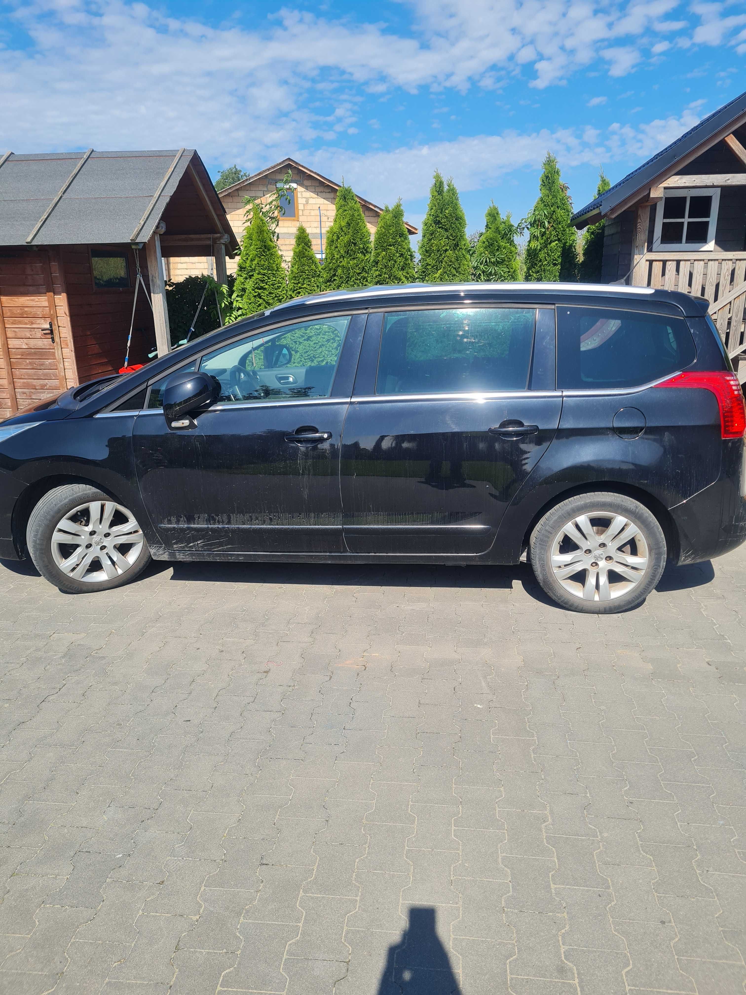 Peugeot 5008, 7 osób, automat