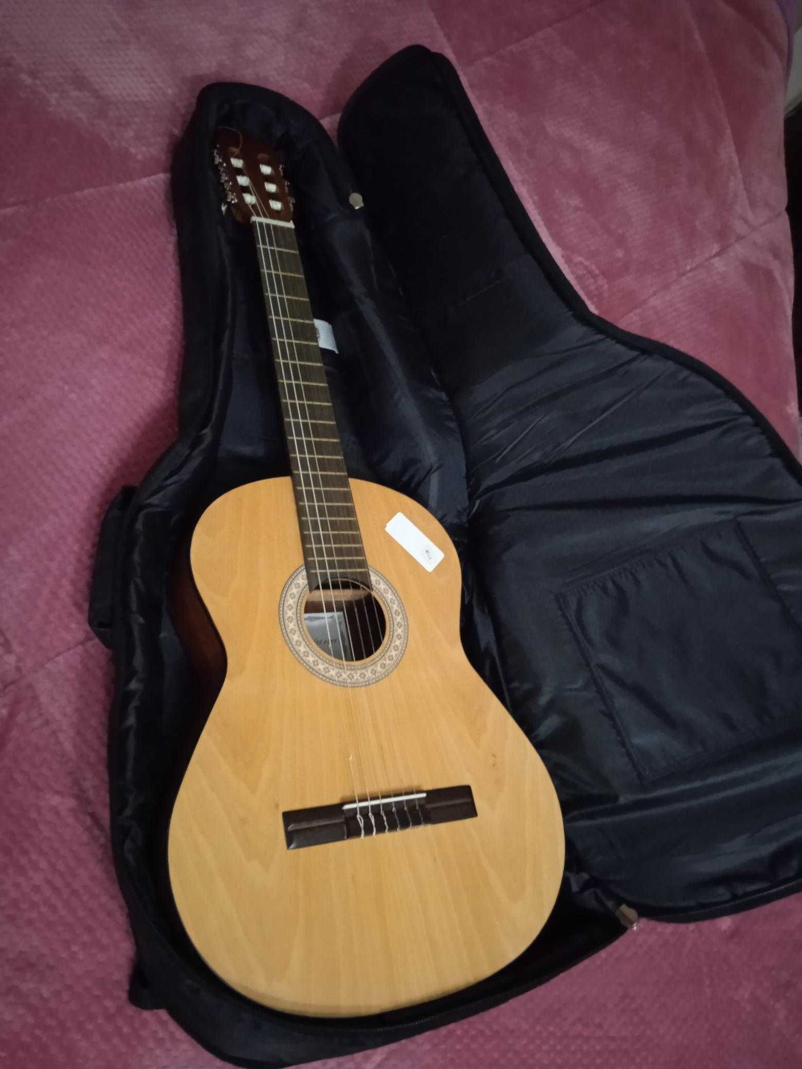 Guitarra Clássica - Lusitana GC100 + Bolsa