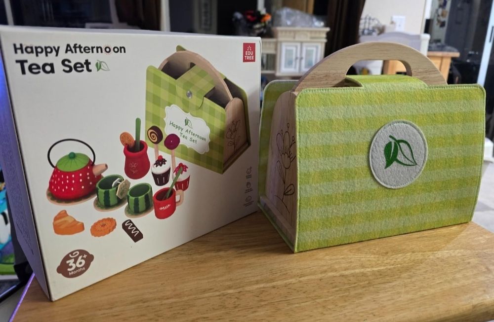 Набір  Монтессорі  19 предметів Чайна церемонія