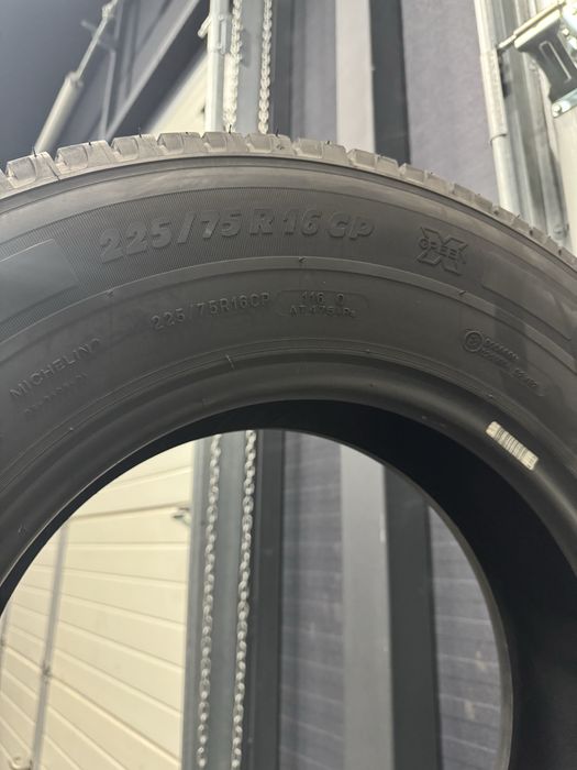 225 75 R16C   MICHELIN   Agilis Camping,Всесезонні шини Б/В,Склад