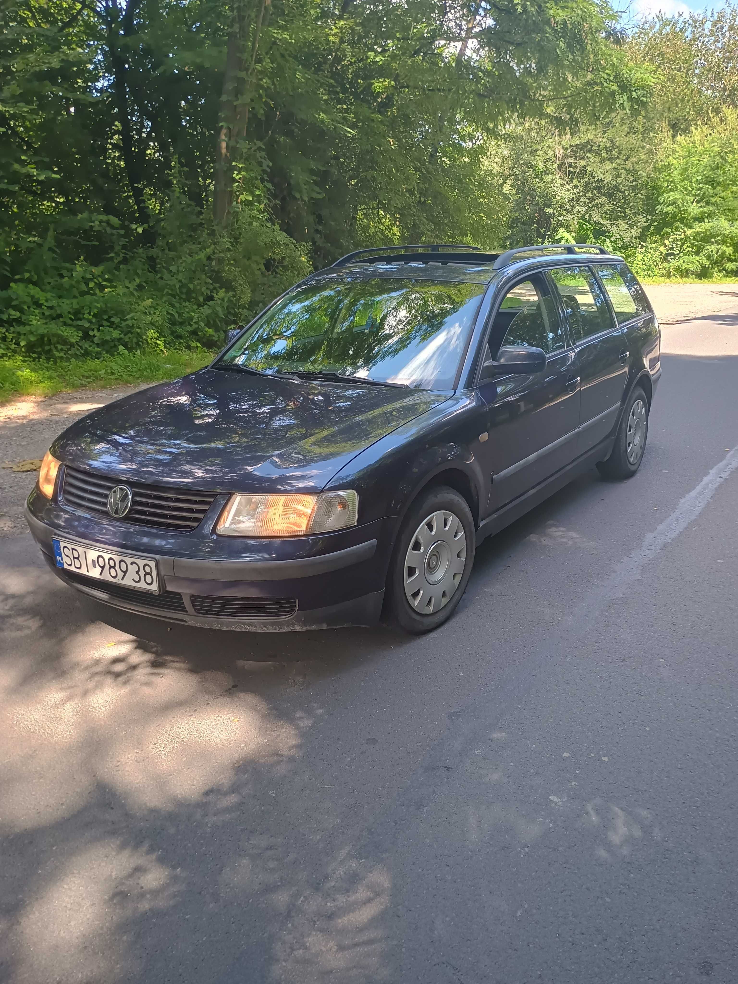 Volkswagen pasat 1.6 klima hak wpełni sprawny