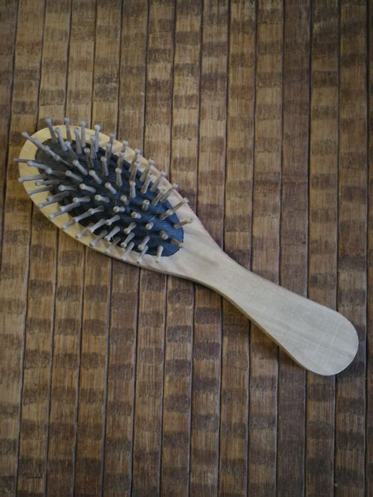 Браш расчёска Эйвон