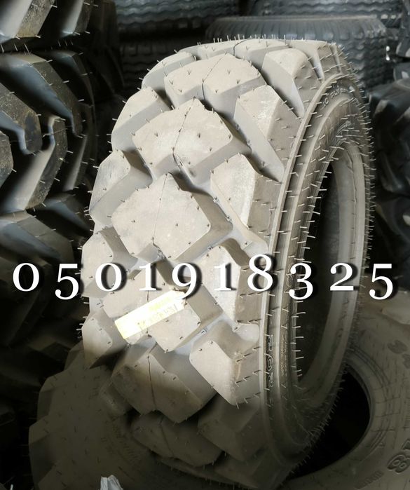 Шина 10-16,5 10PR для навантажувача Bobcat