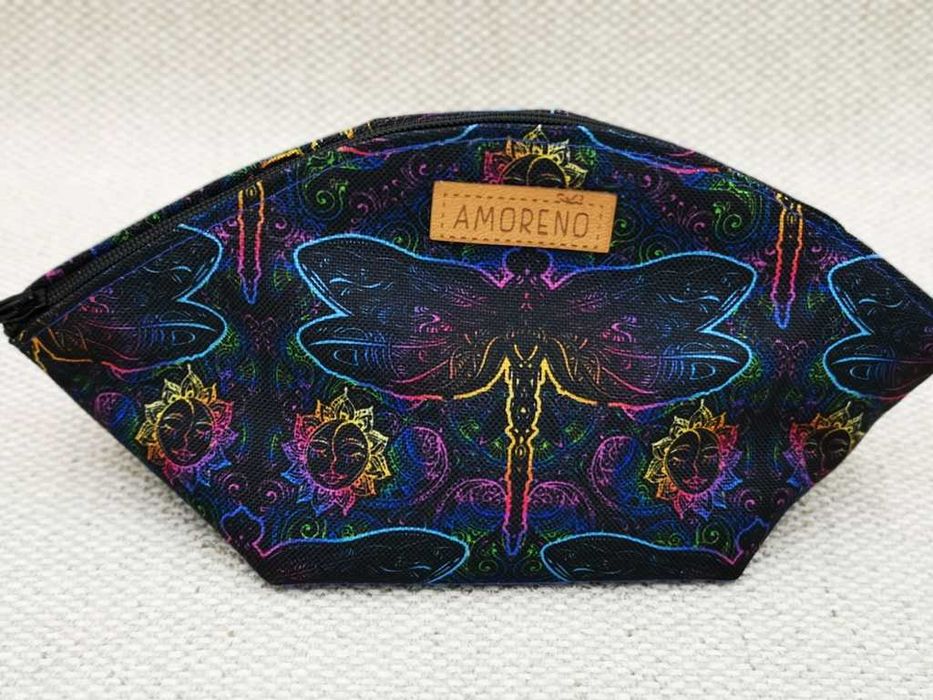 Kosmetyczka, etui zgodnie z ZERO WASTE.