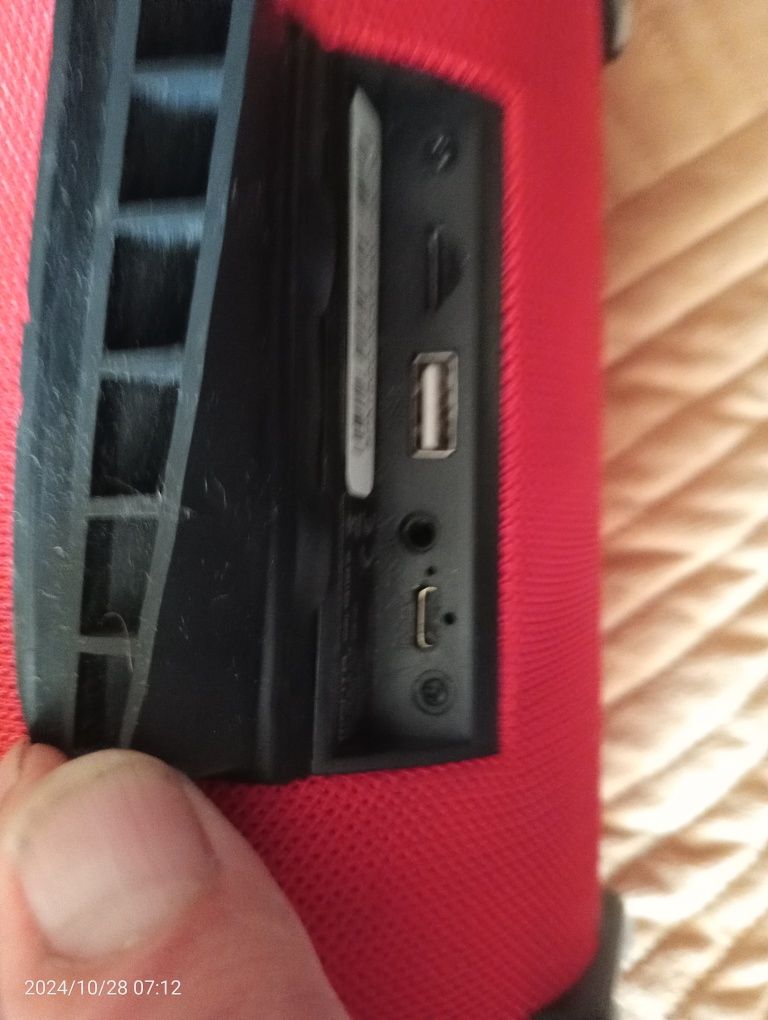 Sprzedam głośnik bluetooth