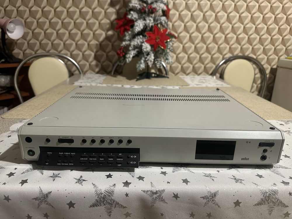 Amplituner Braun R4 plus deck C4