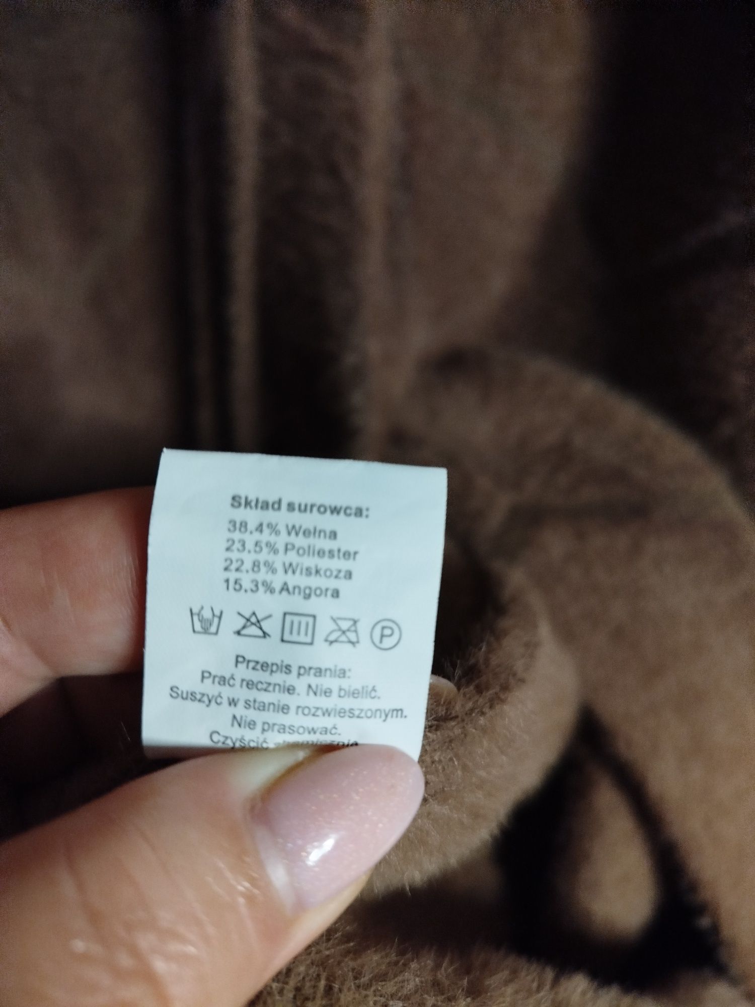 Elegancki płaszcz Alpaka XL w kolorze Cappuccino z futerkiem Nowe