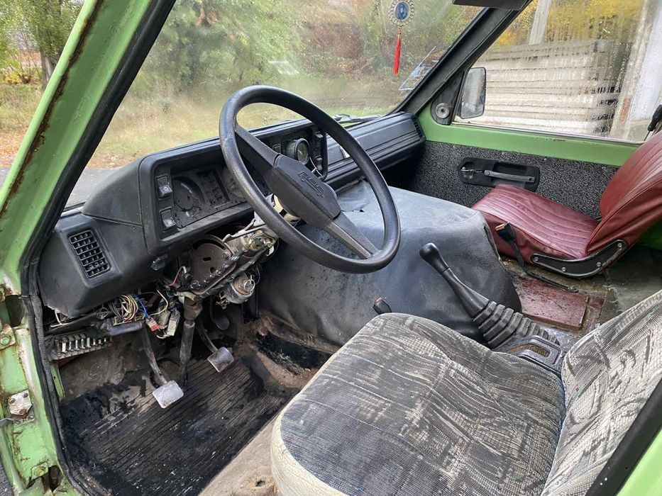 Мікроавтобус пасажир РАФ , на ходу, на ГАЗу, з документами порядок