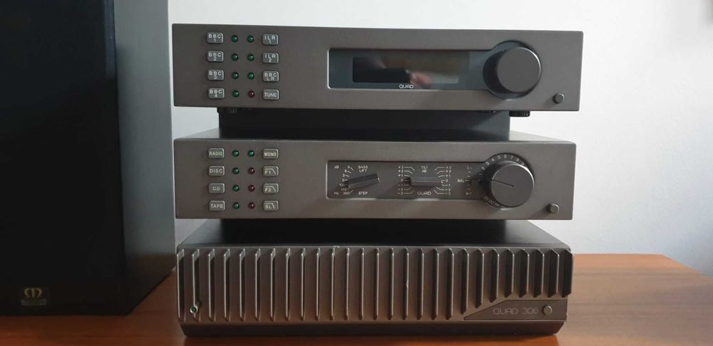 Amplificador Pré Sintonizador  Quad 306, 34, FM4 Colunas Monitor Audio