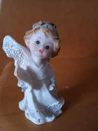 Figurka kolekcjonerska aniołek