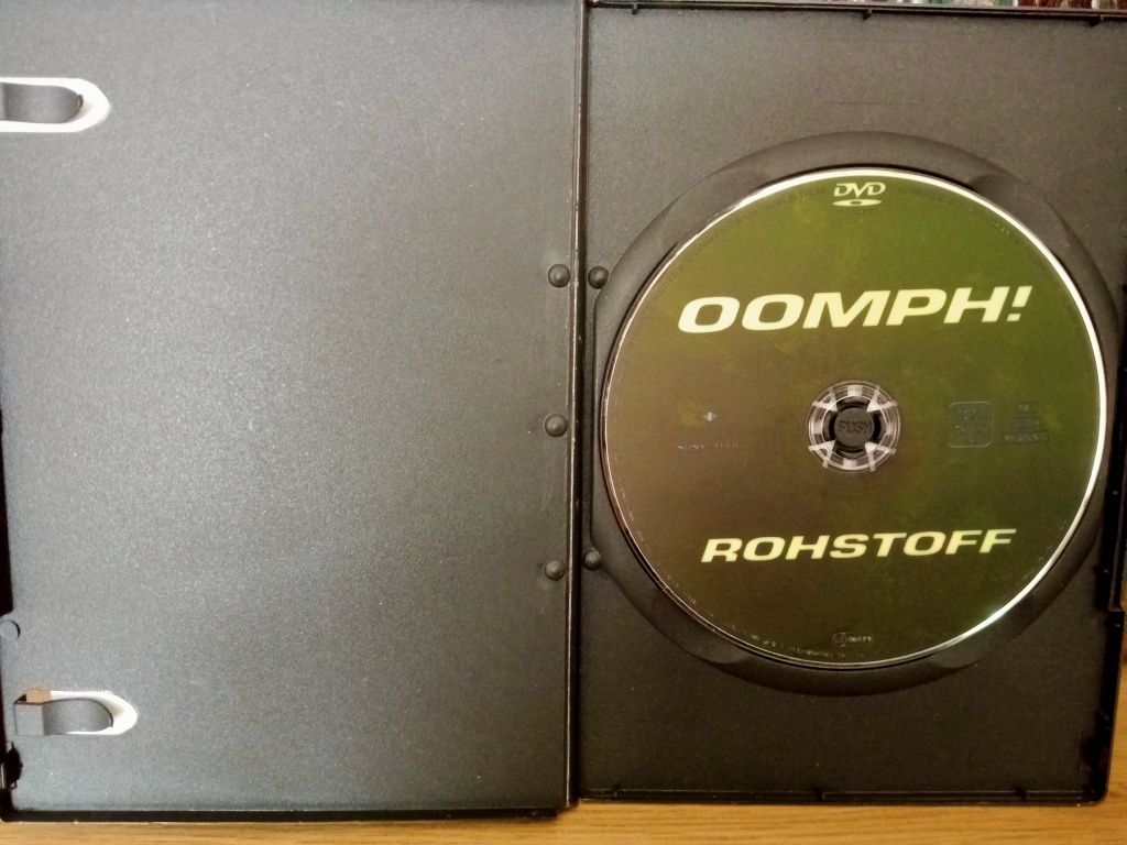 DVD диск Oomph - Rohstoff