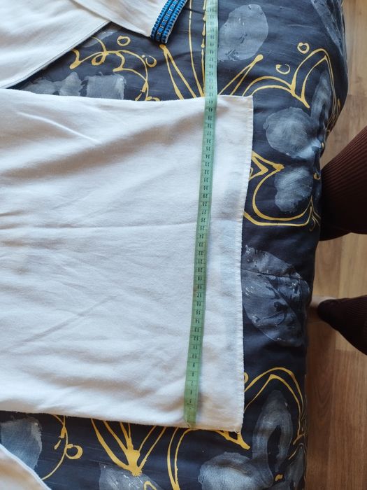 Продам вишиванку розмір 140